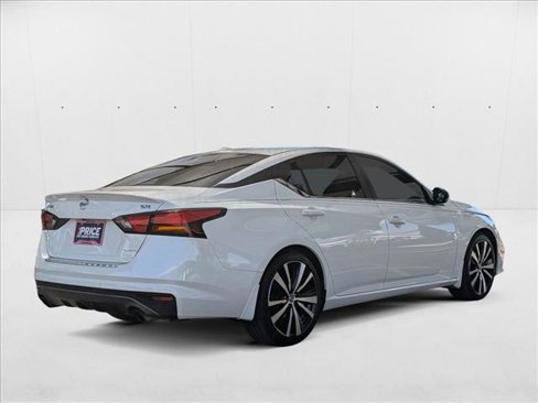 Used 2022 Nissan Altima 2.0 SR image 5