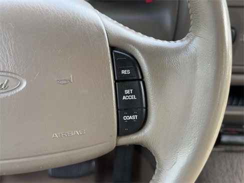 Used 2000 Ford Excursion Limited image 25
