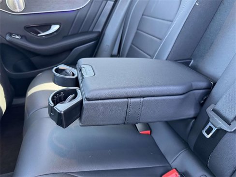 Certified 2021 Mercedes-Benz GLC 300 4MATIC image 33