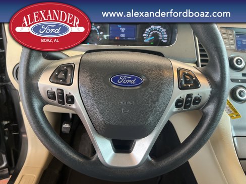 Used 2016 Ford Taurus SE image 18