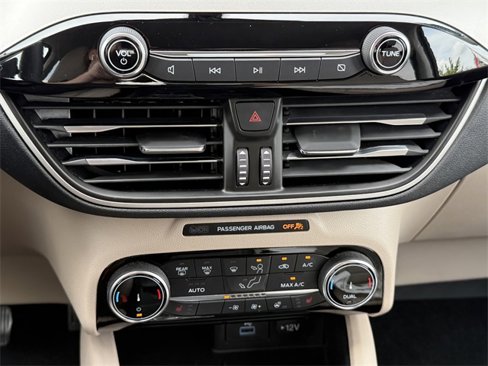 Certified 2022 Ford Escape SEL image 11
