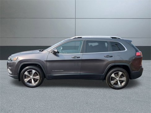 Used 2020 Jeep Cherokee Limited image 3