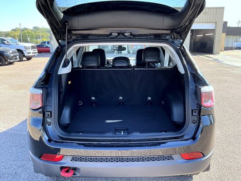 Used 2018 Jeep Compass Trailhawk w/ Leather Interior Group image 9