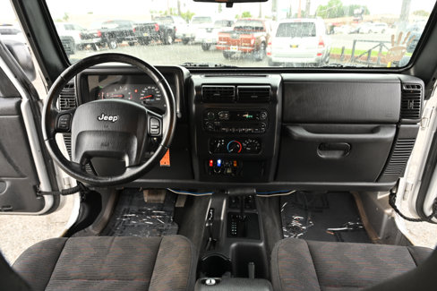 Used 2004 Jeep Wrangler 4WD image 15