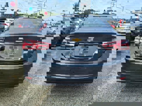Used 2020 Chevrolet Malibu LT image 8
