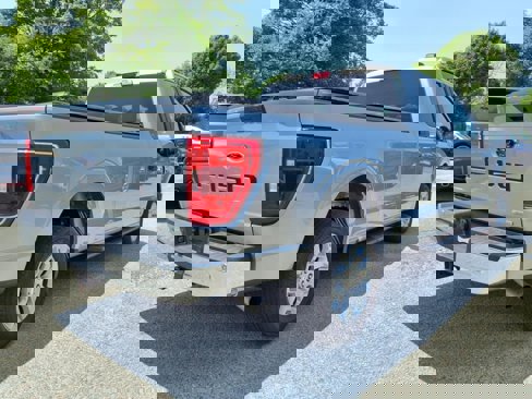 Used 2022 Ford F150 XLT image 6