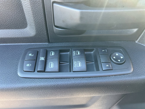 Used 2014 RAM 1500 Express image 21
