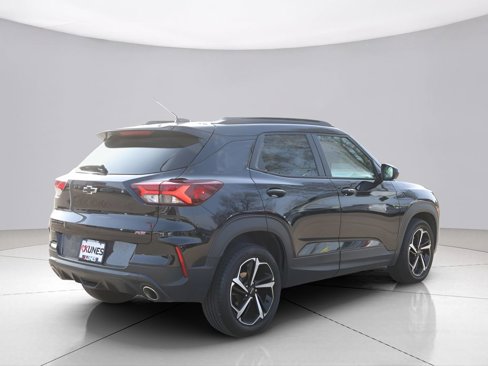 Used 2023 Chevrolet TrailBlazer RS image 12