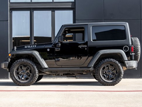 Used 2018 Jeep Wrangler Sport image 9