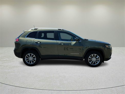 Used 2021 Jeep Cherokee Latitude Lux w/ Comfort/Convenience Group image 8