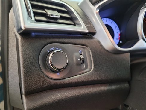 Used 2012 Cadillac SRX Luxury image 26