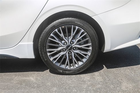 Certified 2023 Kia Forte GT-Line w/ GT-Line Premium Package image 12