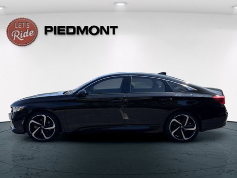 Used 2022 Honda Accord Sport image 6