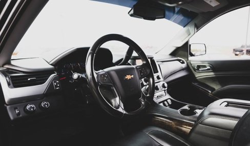 Used 2015 Chevrolet Tahoe LT image 2