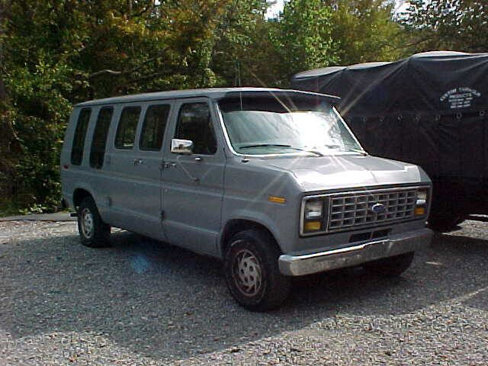 Used 1991 Ford E-150 and Econoline 150 image 2