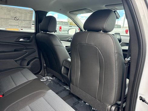 New 2025 Chevrolet Trax LT w/ LT Convenience Package image 28
