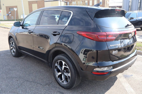 Used 2022 Kia Sportage LX image 4