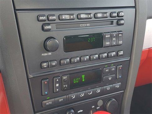 Used 2002 Ford Thunderbird image 17