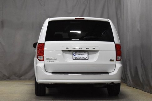 Used 2019 Dodge Grand Caravan GT image 4