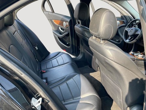 Used 2015 Mercedes-Benz C 300 4MATIC Sedan w/ Premium 1 Package image 10