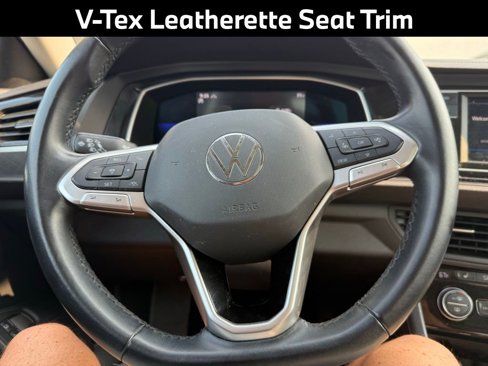 Used 2022 Volkswagen Jetta SE image 11