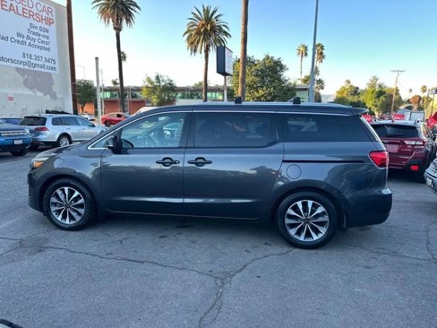 Used 2015 Kia Sedona SX image 10