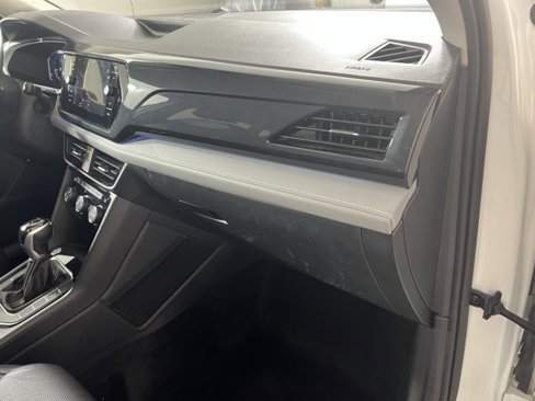Used 2022 Volkswagen Taos SEL w/ Panoramic Sunroof Package image 23