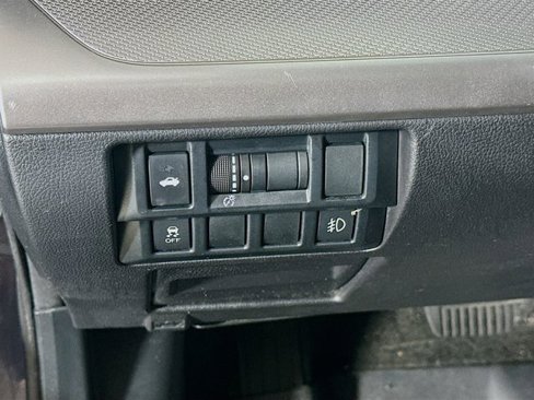 Used 2015 Subaru Legacy 2.5i Premium w/ Moonroof Package image 11