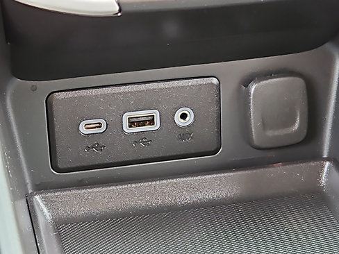 Certified 2022 GMC Terrain SLE w/ Driver Convenience Package image 23