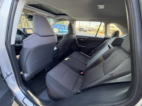 Used 2019 Toyota RAV4 XLE image 21