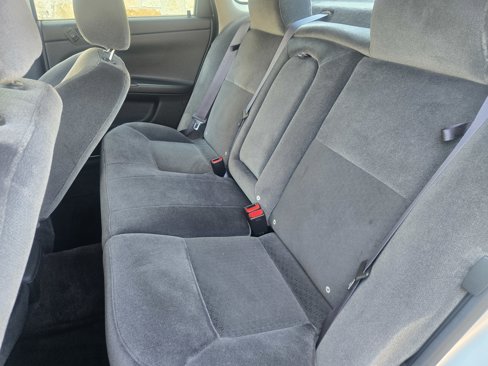 Used 2014 Chevrolet Impala LT w/ LT Sunroof Package image 7