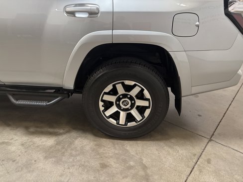 Used 2022 Toyota 4Runner TRD Off-Road Premium image 21