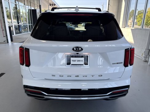 Used 2021 Kia Sorento SX image 11