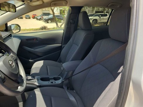 Used 2023 Toyota Corolla LE image 11