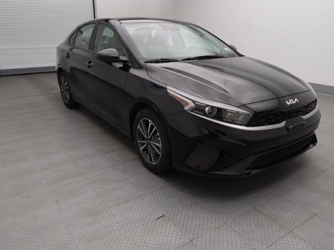 Used 2023 Kia Forte LXS image 14