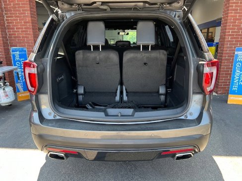 Used 2017 Ford Explorer Sport image 39