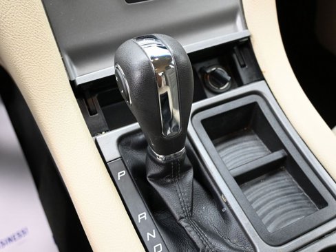 Used 2017 Ford Taurus SE image 23
