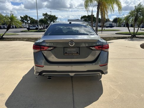 Used 2023 Nissan Sentra SR w/ Trunk Package image 5