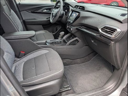 Used 2023 Chevrolet TrailBlazer LT w/ Convenience Package image 18