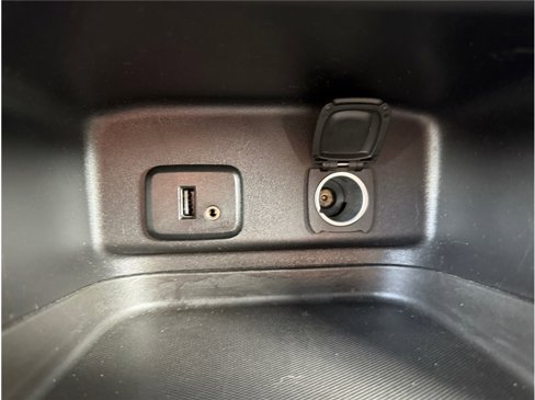 Used 2018 Chevrolet Equinox LT image 17