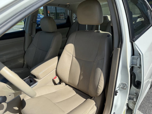 Used 2013 Nissan Altima 2.5 SL w/ Technology Pkg image 8
