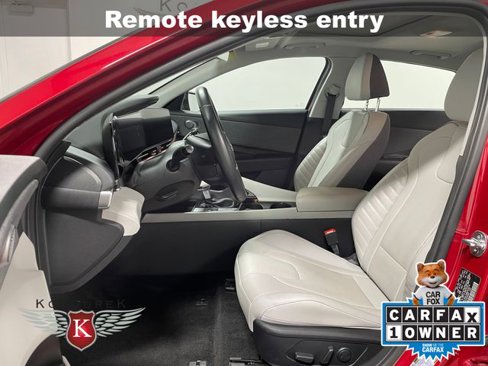 Used 2021 Hyundai Elantra Limited image 11