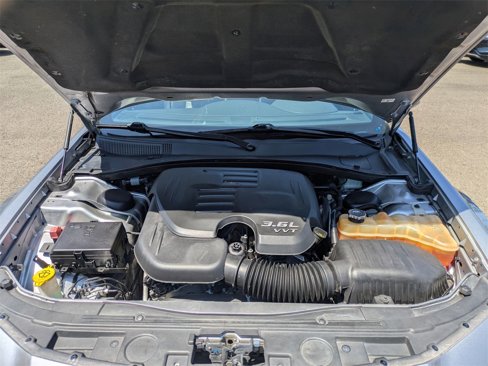 Used 2018 Chrysler 300 S w/ 300S Premium Group image 36