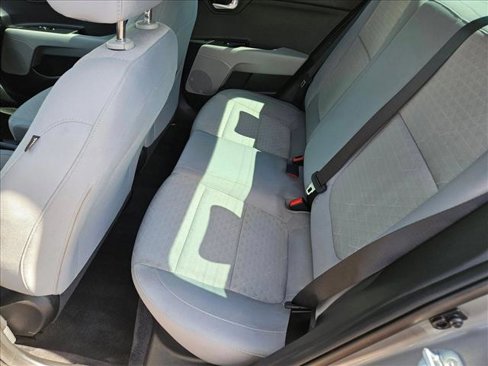 Used 2022 Kia Rio S w/ Technology Package image 17