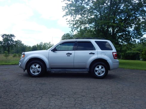 Used 2012 Ford Escape XLT image 2