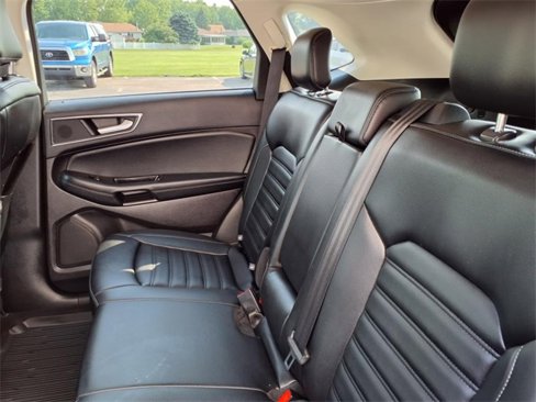Used 2020 Ford Edge SEL w/ Convenience Package image 15
