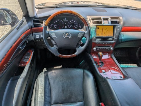 Used 2012 Lexus LS 460 AWD image 8