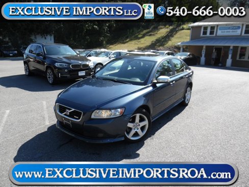 Used 2009 Volvo S40 T5 R-Design image 1
