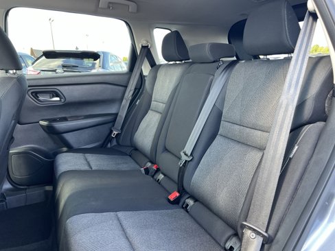 Used 2024 Nissan Rogue SV image 23