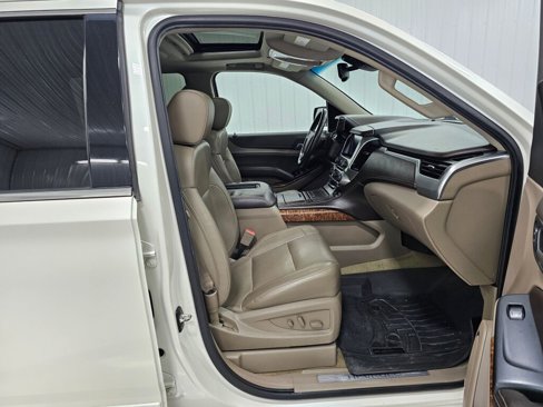 Used 2015 Chevrolet Suburban LTZ image 16